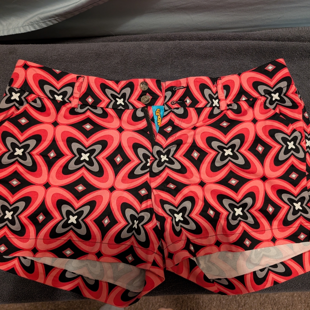 Loudmouth Women's Shorts in Pink and Black Geometric.